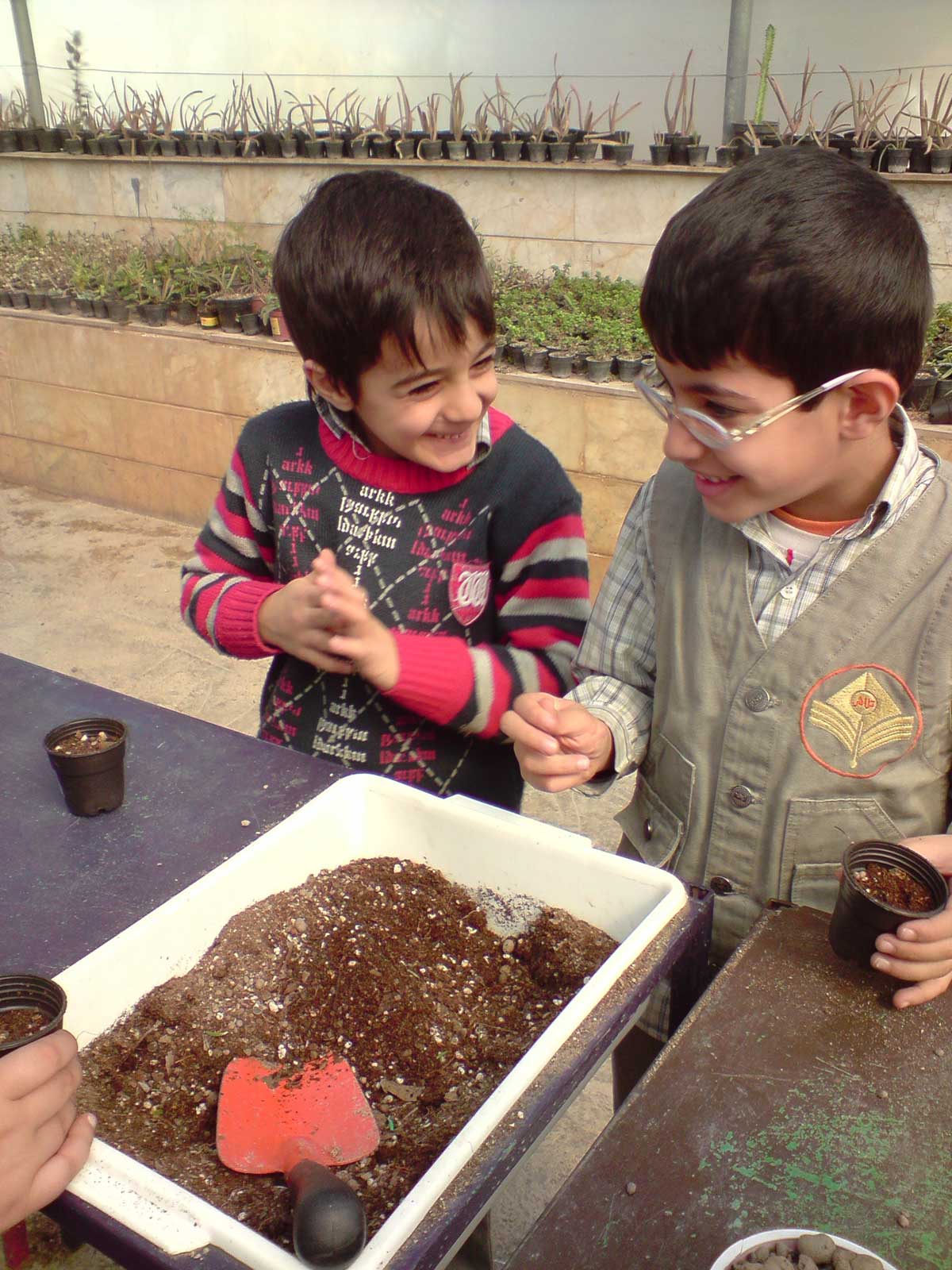 آموزش باغبانی به مدارس